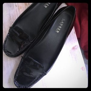 Ralph Lauren Shiny Black flats sz 9.5. Approx 1”